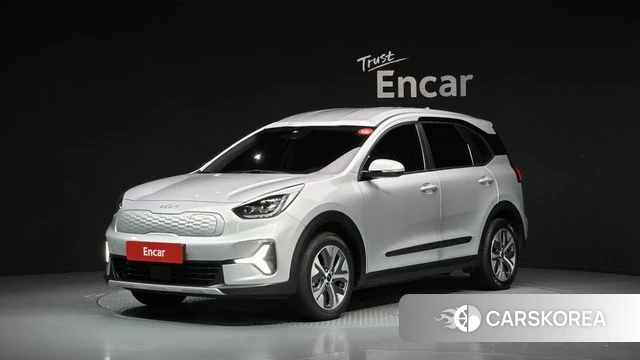 Kia Niro Plus 2022 Серебристо-серый из Кореи