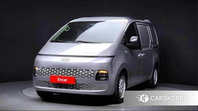 Hyundai Staria 2021 Серебряный из Кореи