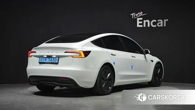 Tesla Model 3 2024 Белый из Кореи