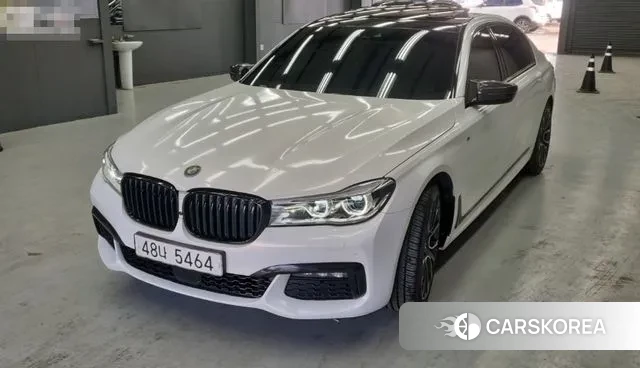 BMW 7 Series (G11) 2018 Белый из Кореи