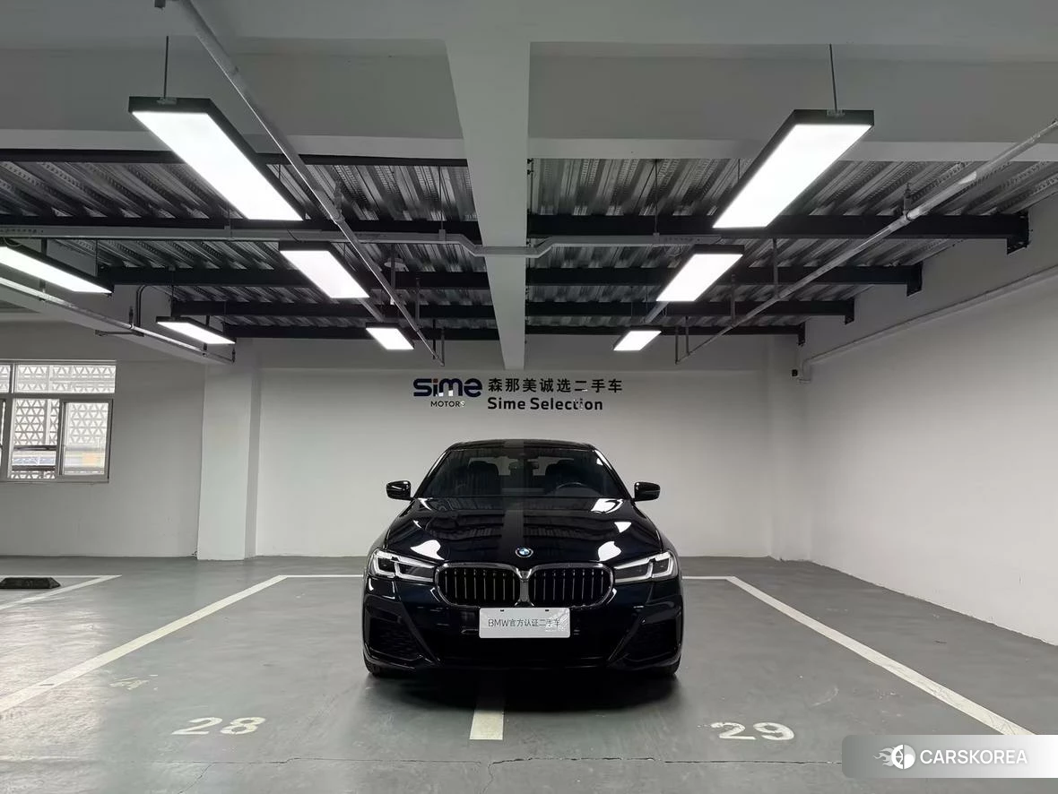BMW 5 series 2021 Черный из Китая