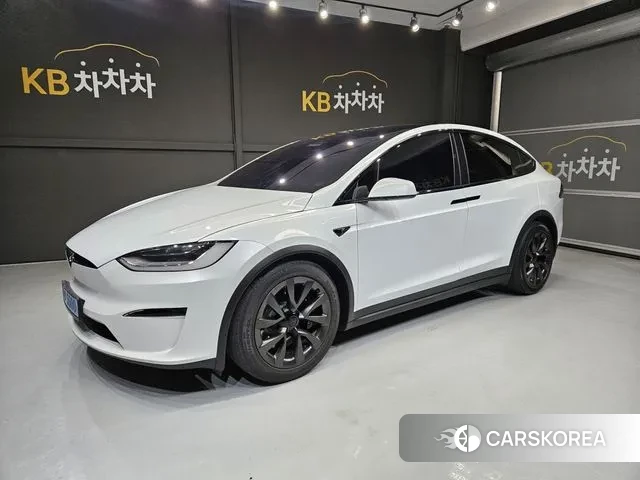 Tesla Model X 2023 Белый из Кореи