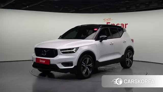 Volvo XC40 2019 Белый из Кореи