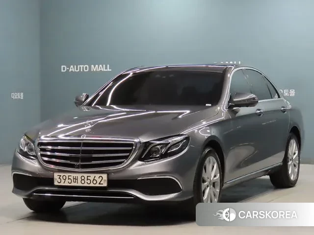 Mercedes-Benz E-Class W213 2020 Серый из Кореи