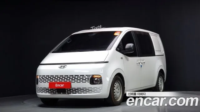 Hyundai Staria 2022 Белый из Кореи