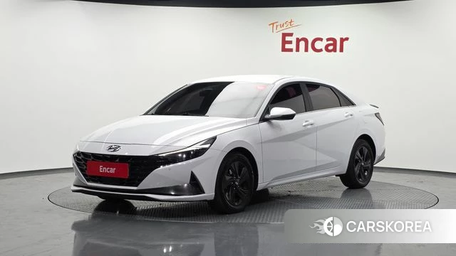 Hyundai Avante (CN7) 2021 Белый из Кореи