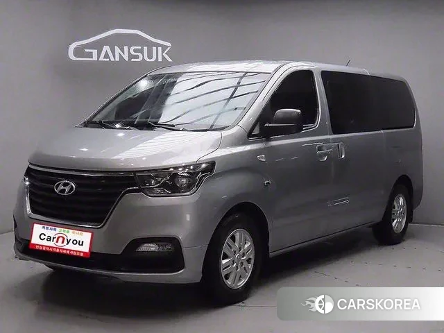 Hyundai The New Grand Starex 2018 Серебристо-серый из Кореи