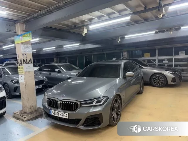 BMW 5 Series (G30) 2022 Серый из Кореи