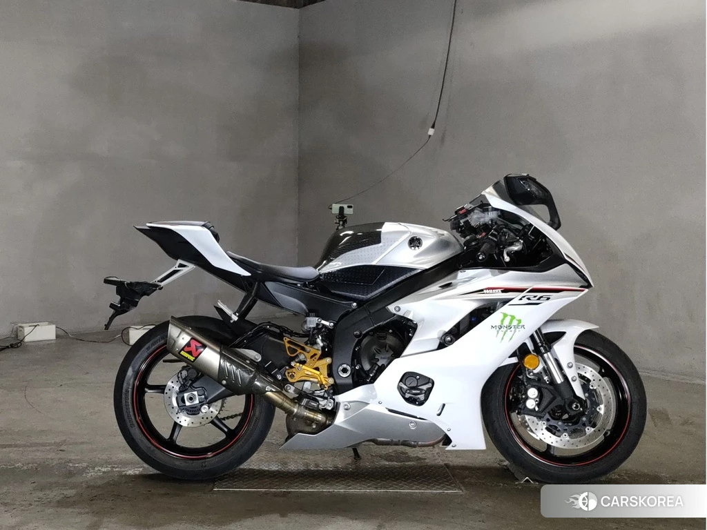 Проданный Yamaha YZF-R6 2018 из Японии