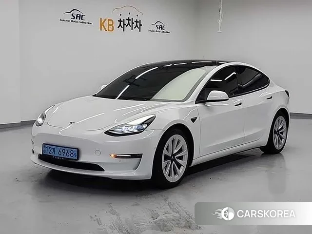 Tesla Model 3 2022 Белый из Кореи