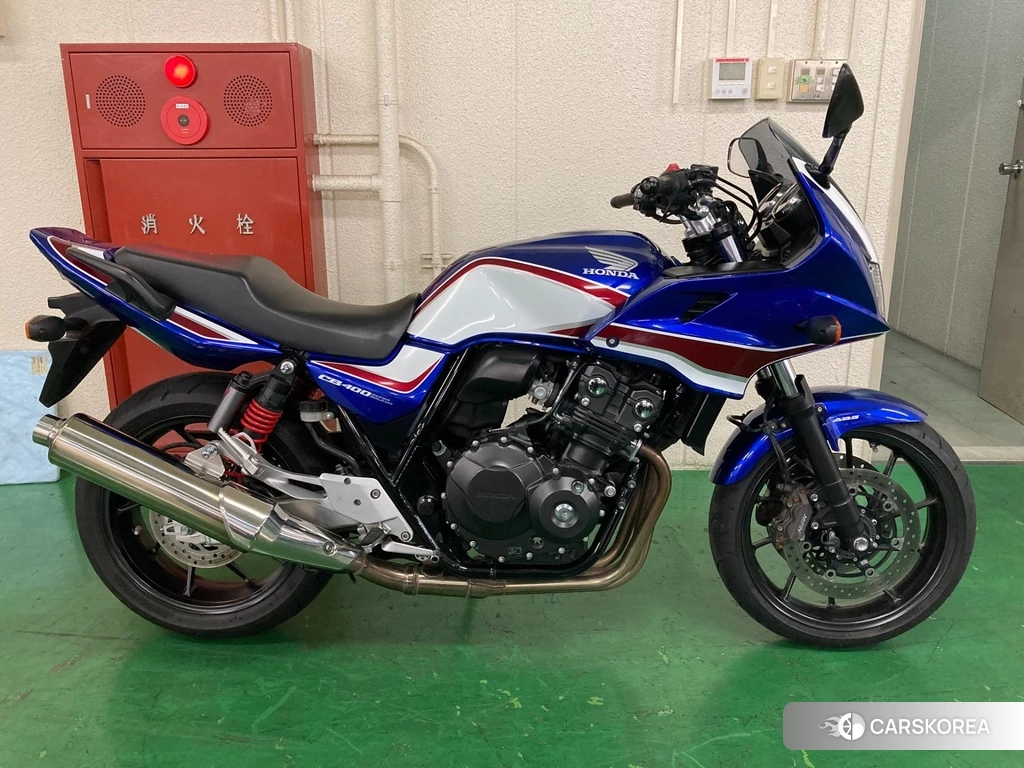 Проданный Honda CB400SF BOLDOR ABS 2019 из Японии