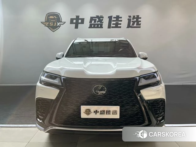 Lexus LX 2024 Белый из Китая