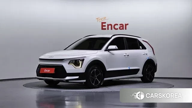 Kia Di Ol Nu Niro 2022 Белый из Кореи