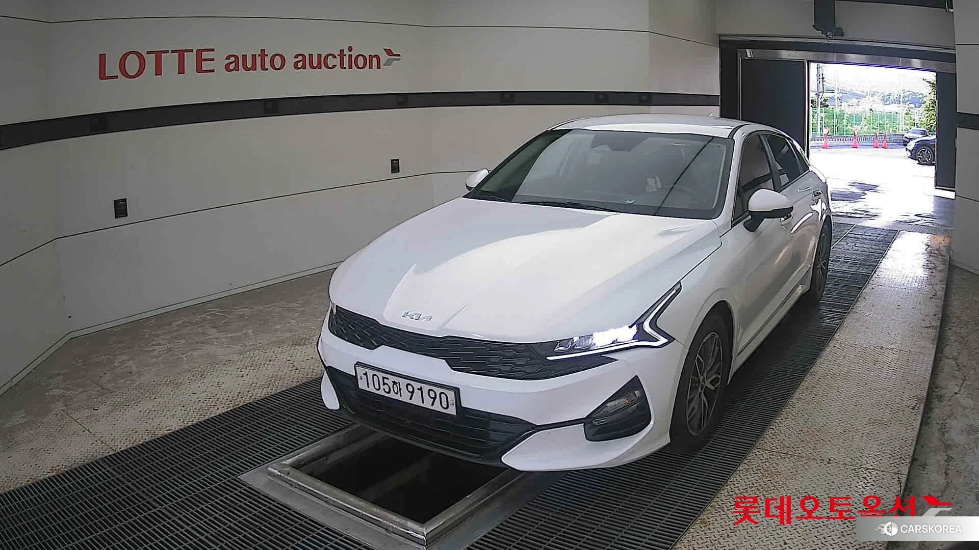 Kia K5 2022 Белый из Кореи