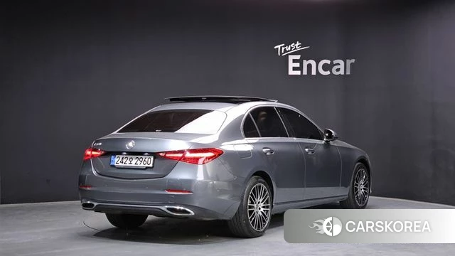 Mercedes-Benz C-Class W206 2022 Серый из Кореи