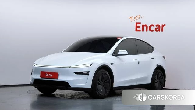 Tesla Model Y 2025 Белый из Кореи
