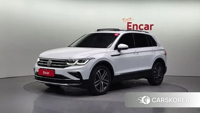 Volkswagen Tiguan second Generation 2021 Белый из Кореи