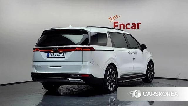 Kia Carnival 4th generation 2022 Белый из Кореи