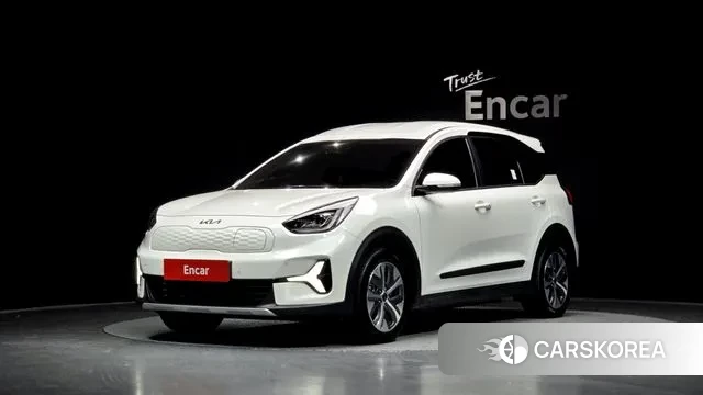 Kia Niro Plus 2022 Белый из Кореи