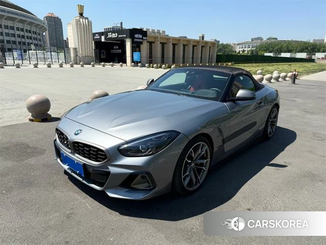 BMW Z4 2024 Серебристо-серый из Китая