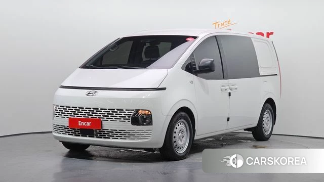 Hyundai Staria 2023 Белый из Кореи