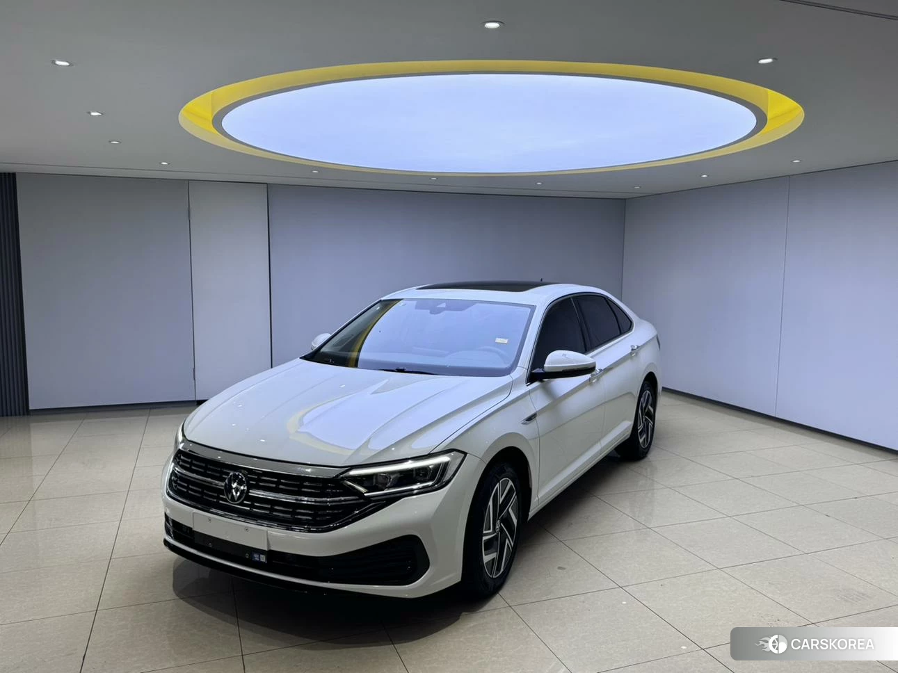 Volkswagen Sagitar 2022 Белый из Китая