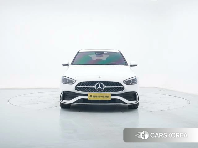 Mercedes-Benz Class C 2023 Белый из Китая