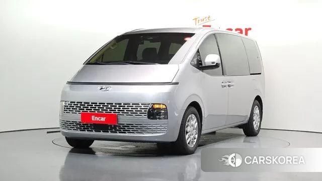 Hyundai Staria 2021 Серебряный из Кореи