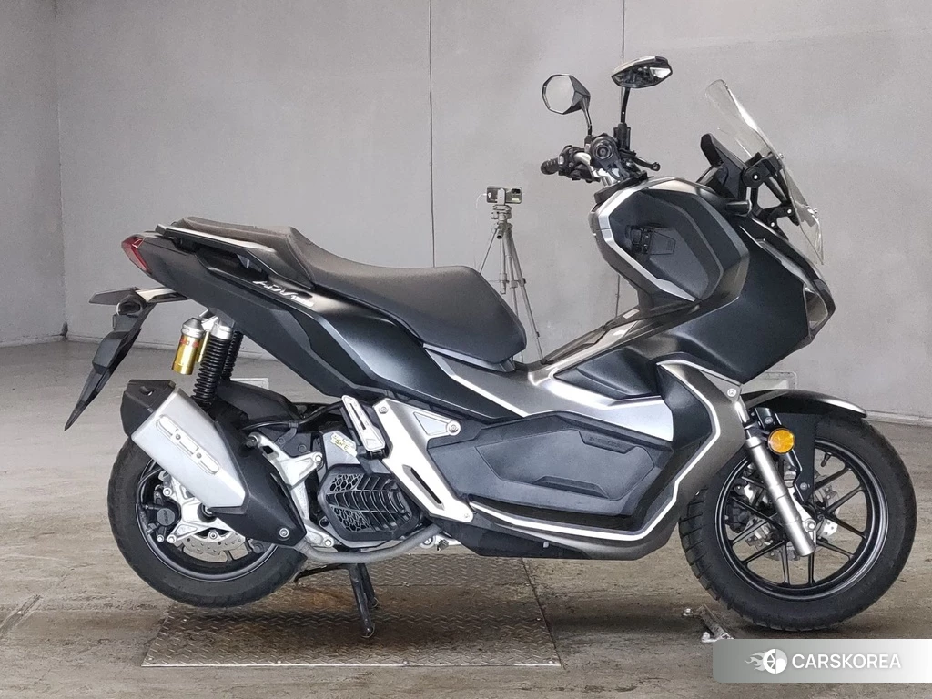 Проданный Honda ADV150 2019 из Японии, фото 2