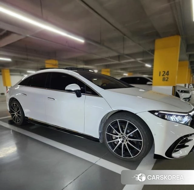 Mercedes-Benz EQS V297 2022 Белый из Кореи