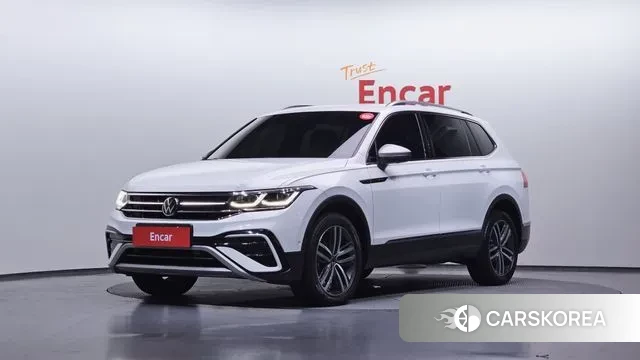 Volkswagen Tiguan Allspace 2023 Белый из Кореи