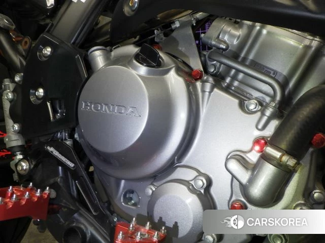 Engine photo