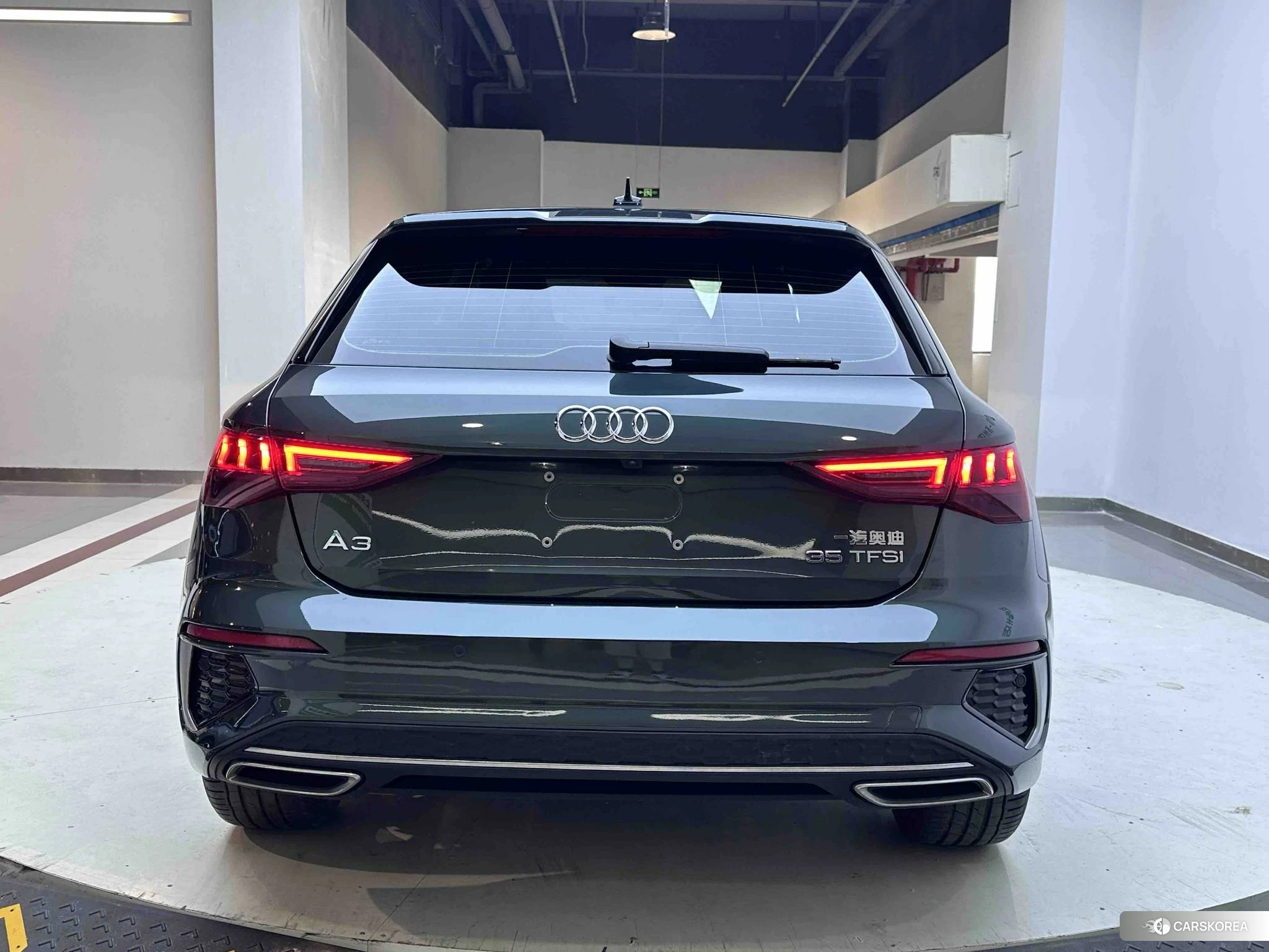 Audi A3 2023 Зеленый из Китая