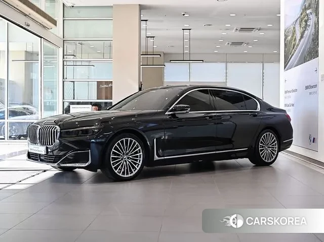BMW 7 Series (G11) 2021 Черный из Кореи