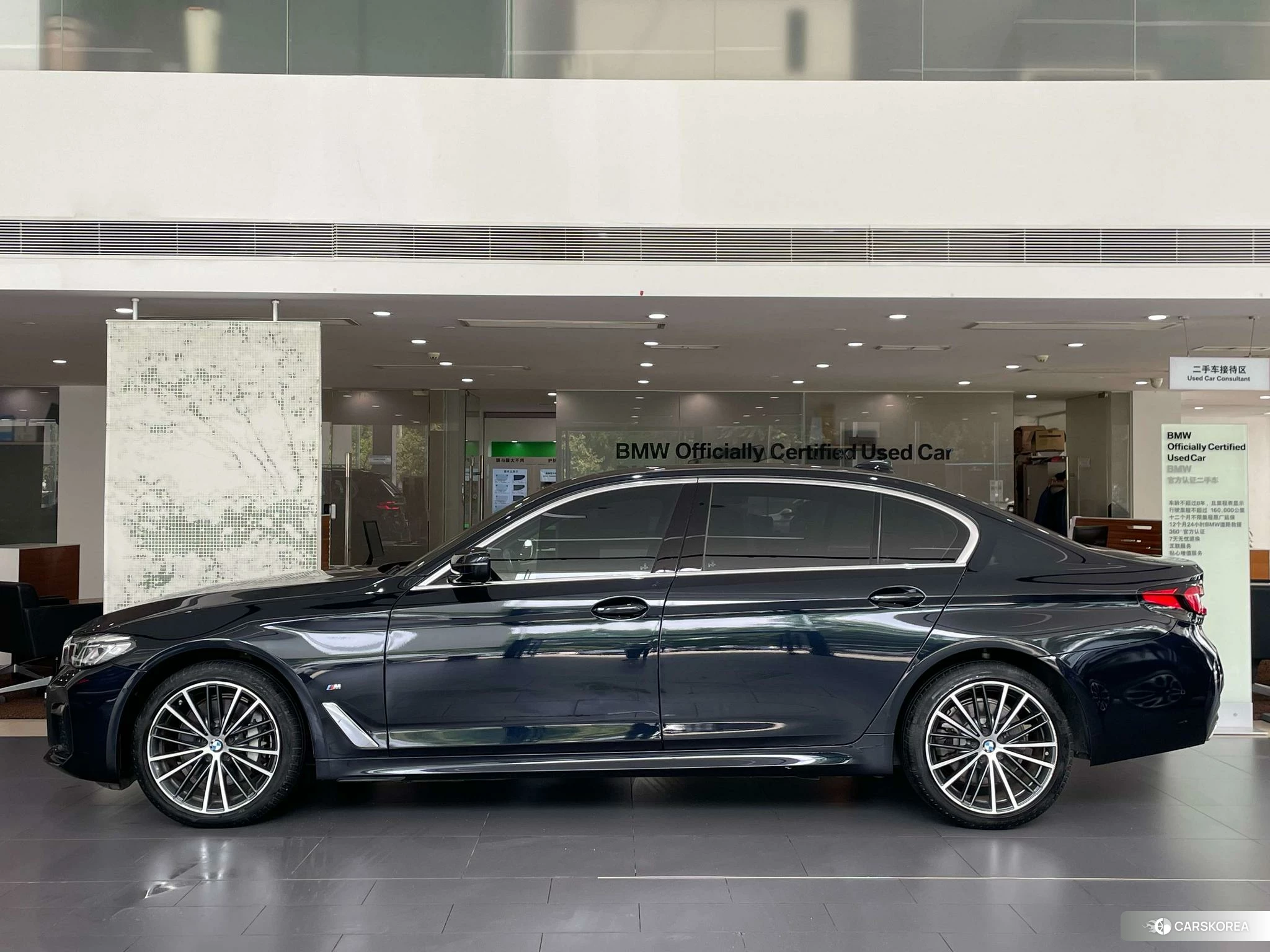 BMW 5 series 2020 Черный из Китая