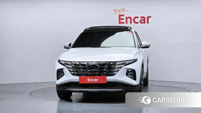 Hyundai Tucson (NX4) 2021 Белый из Кореи