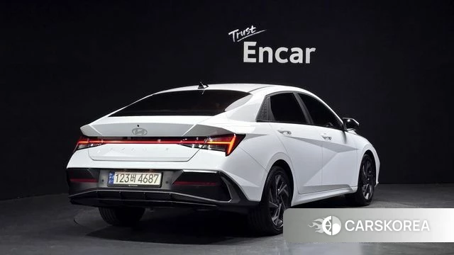 Hyundai The New Avante (CN7) 2023 Белый из Кореи