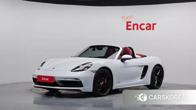 Porsche 718 Boxster 2018 Белый из Кореи