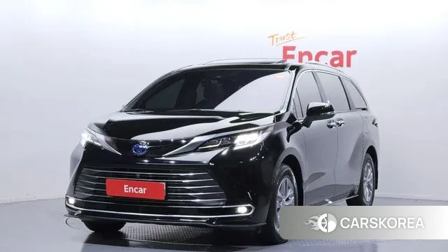 Toyota Sienna 4th Generation 2024 Черный из Кореи