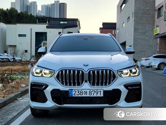 BMW X6 (G06) 2022 Белый из Кореи