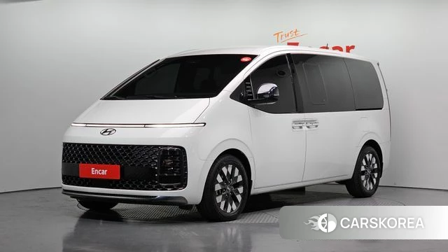 Hyundai Staria 2021 Белый из Кореи