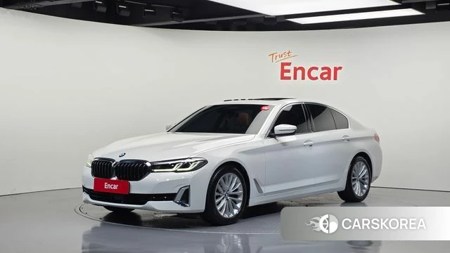 BMW 5 Series (G30) 2022 Белый из Кореи