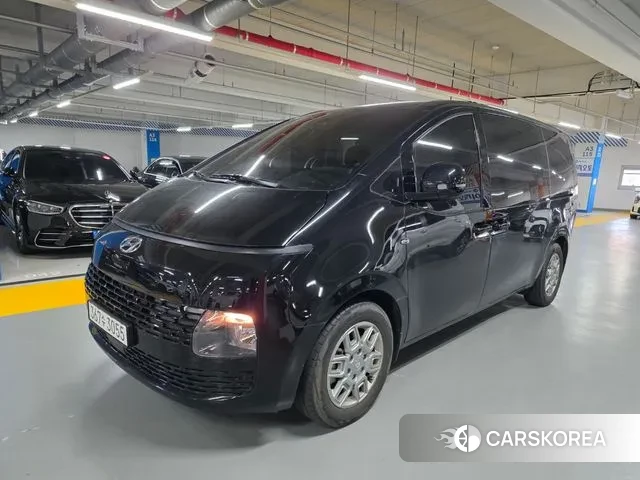 Hyundai Staria 2023 Черный из Кореи