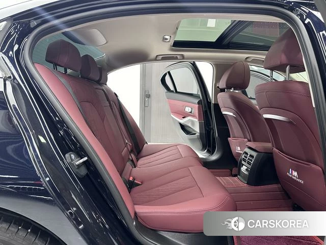 BMW 3 series 2025 Черный из Китая