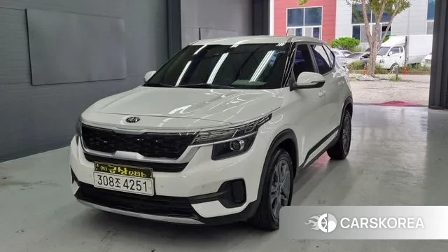 Kia Seltos 2021 Белый из Кореи