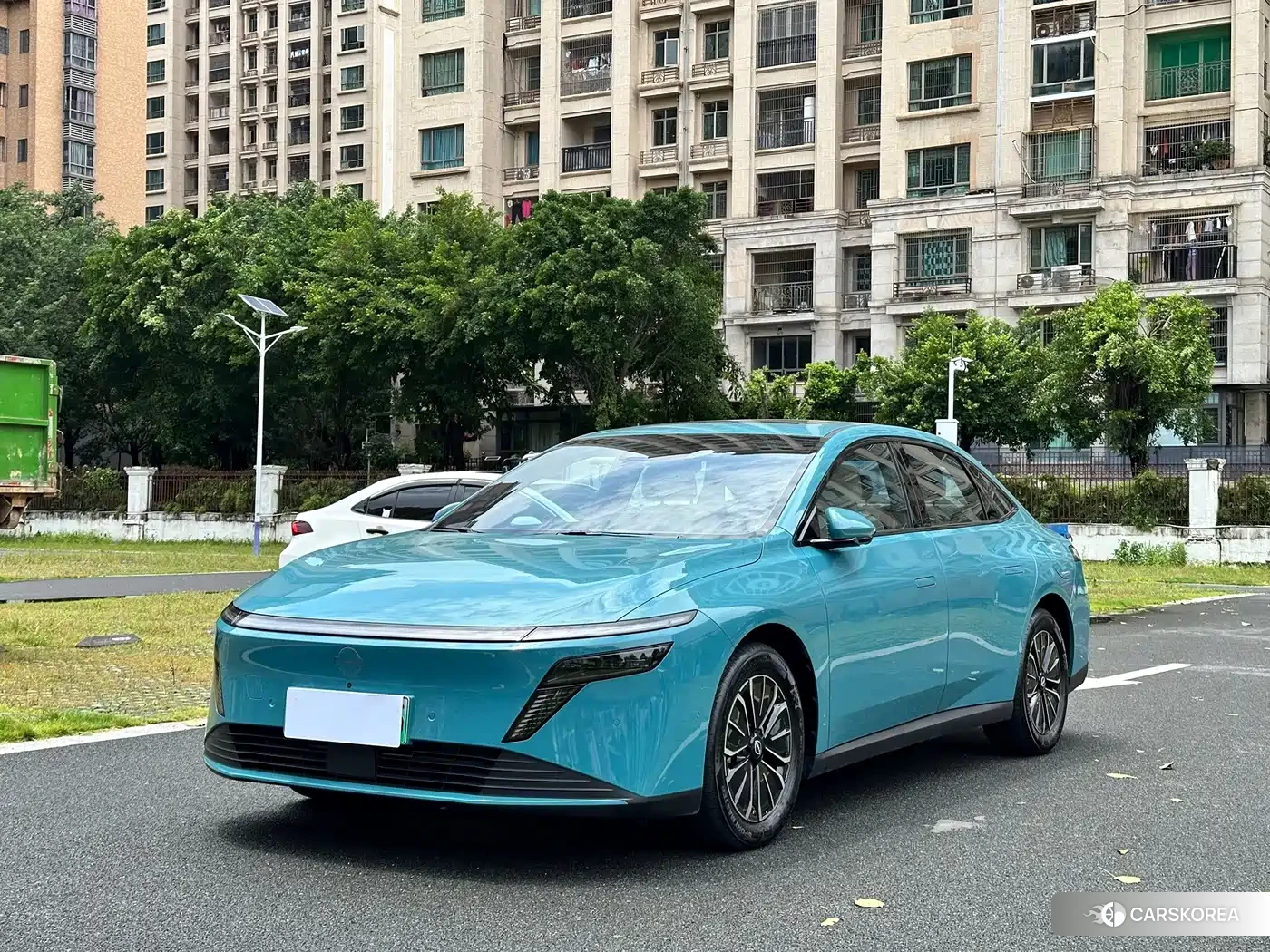 Nissan N6 2026 Синий из Китая