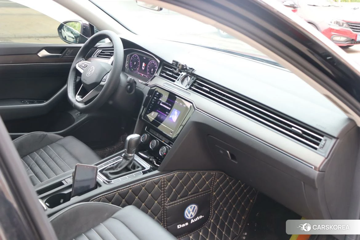 Volkswagen Magotan 2019 Черный из Китая