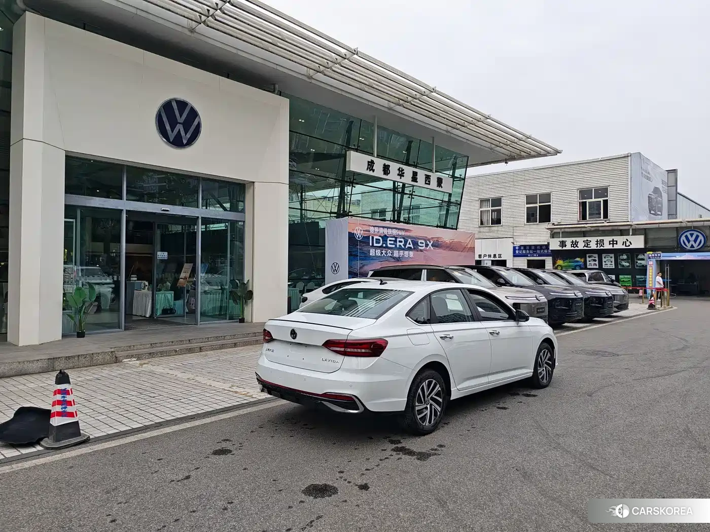 Volkswagen Lavida 2024 Белый из Китая