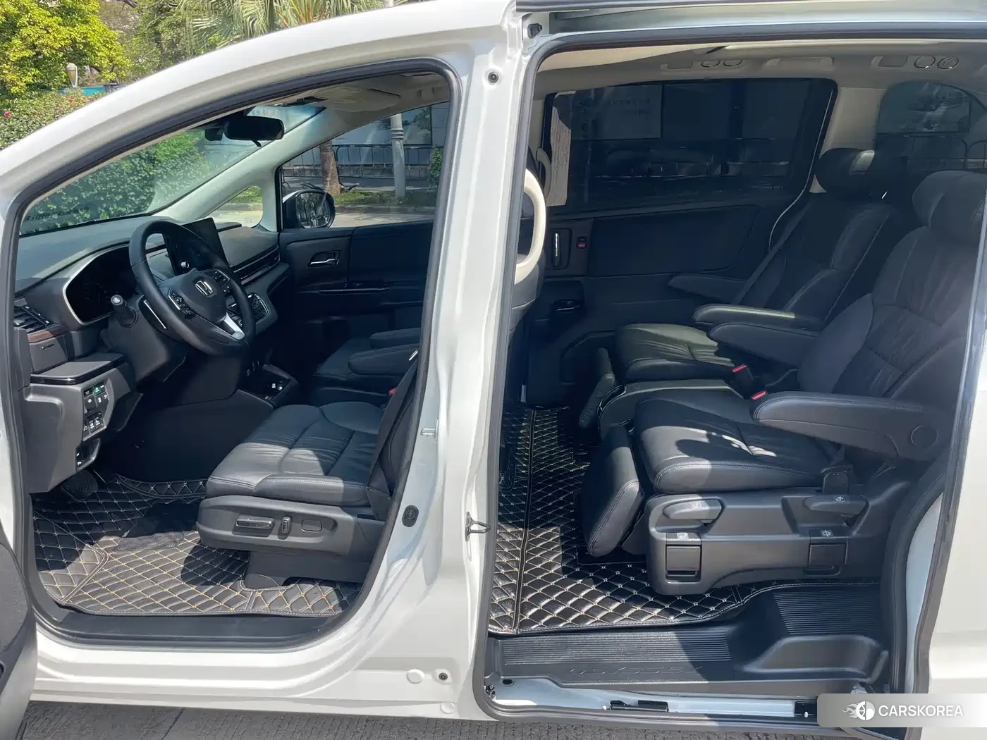 Honda Odyssey 2023 Белый из Китая