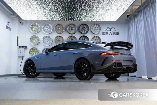 Mercedes-Benz AMG GT 2021 Синий из Китая